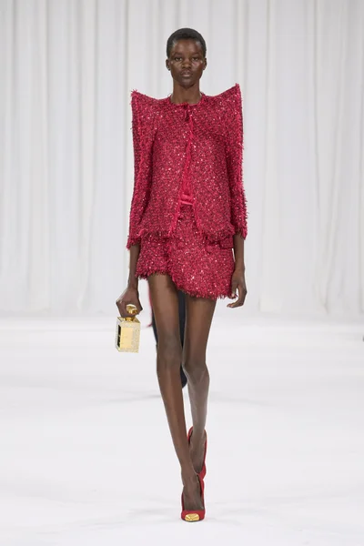 Look 17